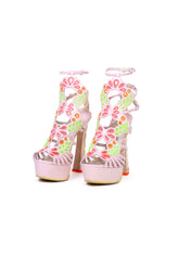 SANDALO CON FARFALLE